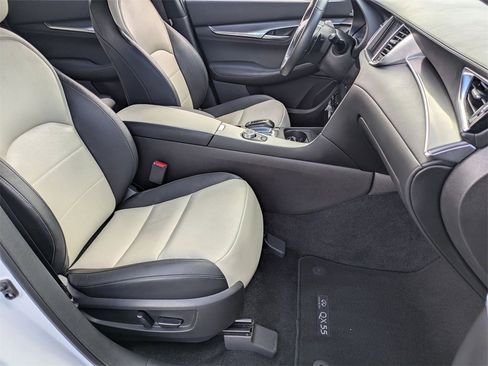 Used 2024 INFINITI QX55 Luxe image 28