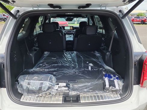 New 2025 Hyundai Palisade Calligraphy image 8