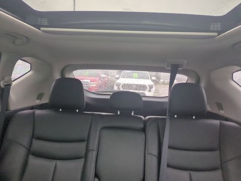 Used 2015 Nissan Murano Platinum w/ Platinum Technology Package image 18