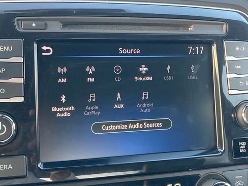 Used 2023 Nissan Maxima SR w/ Sport Mat Group FWD image 23