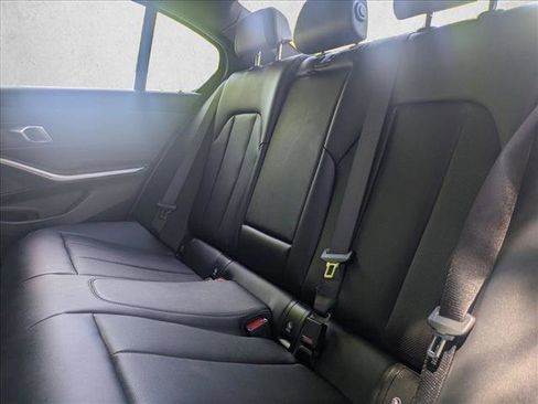 Used 2025 BMW 330i Sedan image 21