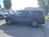 Used 2023 Chevrolet Traverse LT image 2