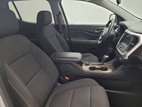 Used 2019 GMC Acadia SLE image 21