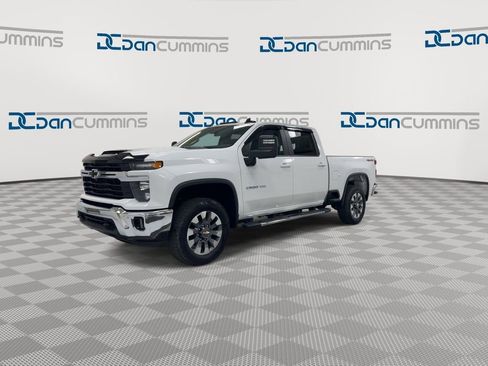 Used 2025 Chevrolet Silverado 2500 LT w/ All Star Edition AWD/4WD image 4