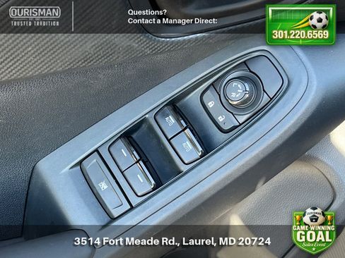 Used 2025 Subaru Crosstrek 2.0i Premium AWD/4WD image 8