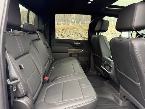 Used 2022 Chevrolet Silverado 2500 High Country w/ Z71 Off-Road Package image 22