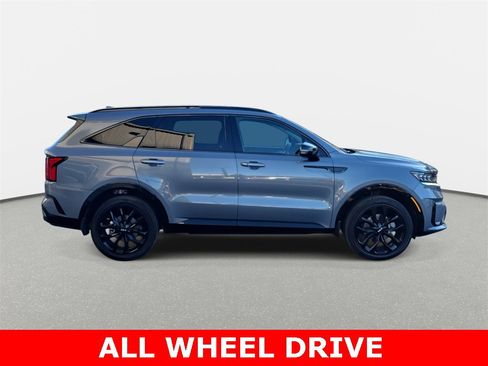 Used 2023 Kia Sorento SX image 4