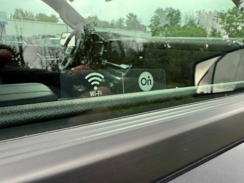 Used 2025 GMC Sierra 1500 Elevation image 38