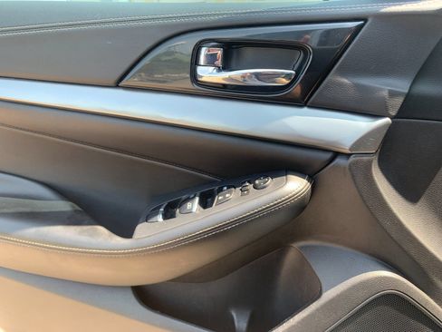 Used 2019 Nissan Maxima 3.5 SV w/ Illumination Package FWD image 13