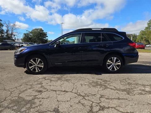 Used 2018 Subaru Outback 3.6R Limited image 3