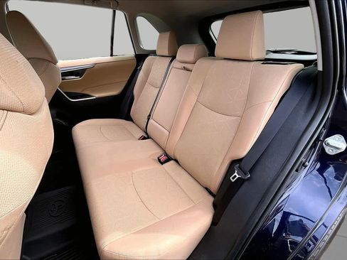 Certified 2025 Toyota RAV4 XLE w/ Convenience Package AWD/4WD image 20