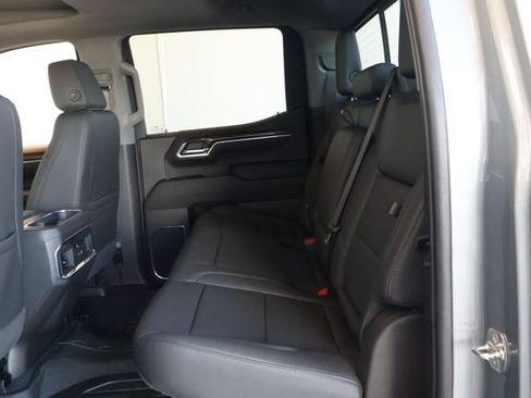 New 2026 GMC Sierra 1500 Elevation w/ Elevation Premium Package AWD/4WD image 17
