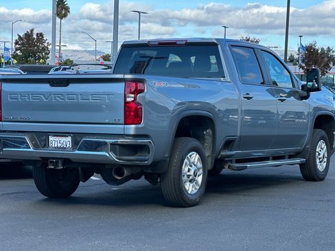 Used 2024 Chevrolet Silverado 2500 LT image 3