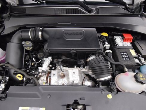 Certified 2023 Jeep Compass Latitude w/ Convenience Group image 31