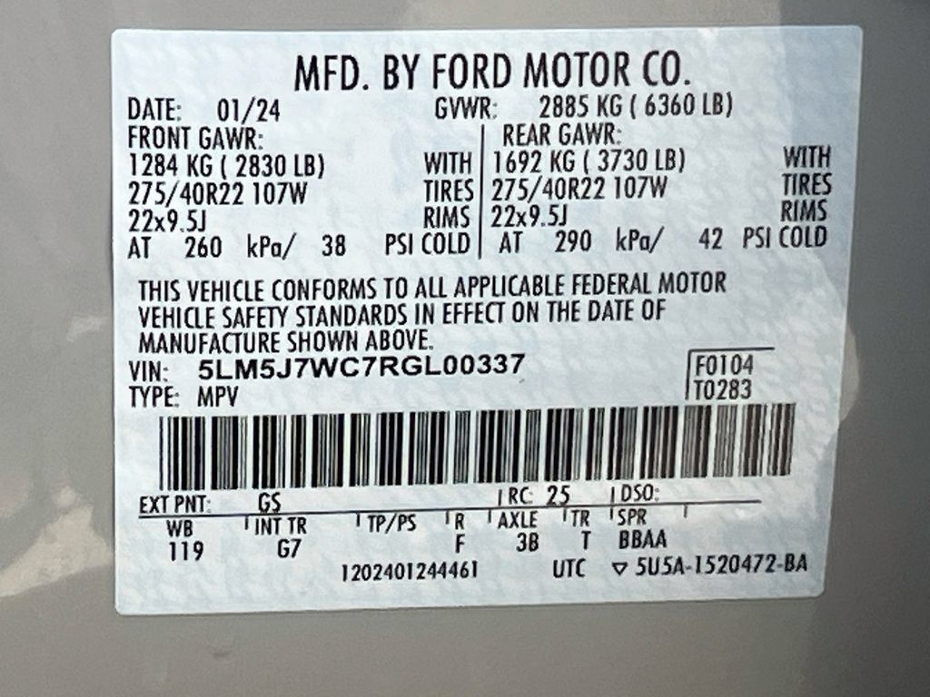 Used 2024 Lincoln Aviator Reserve w/ Equipment Group 201A RWD image 35