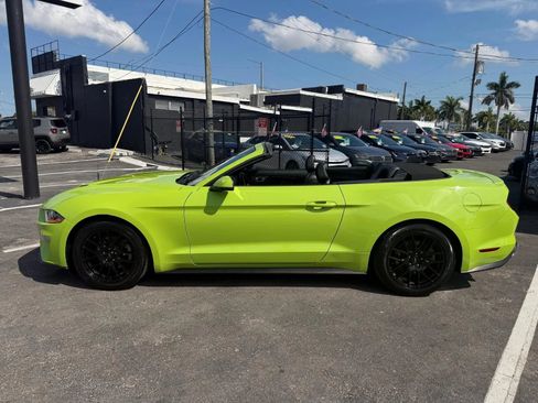 Used 2020 Ford Mustang Premium RWD image 39
