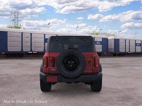 New 2026 Ford Bronco Outer Banks w/ Black Appearance Package AWD/4WD image 6
