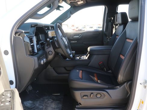 New 2026 GMC Sierra 1500 AT4 w/ AT4 Premium Package image 13
