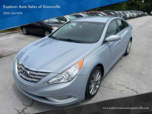 Used 2012 Hyundai Sonata SE FWD image 1