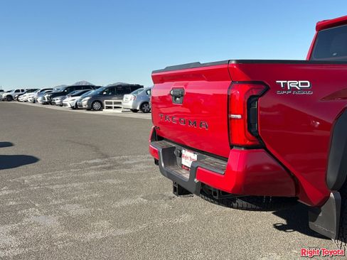 New 2026 Toyota Tacoma TRD Off-Road AWD/4WD image 12