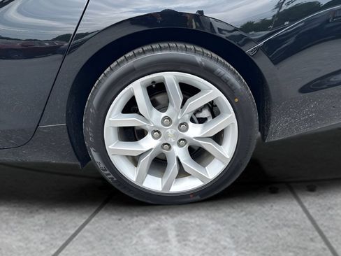 Used 2018 Chevrolet Impala Premier FWD image 21