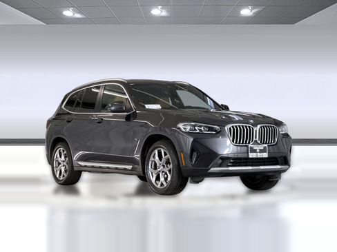 Used 2024 BMW X3 xDrive30i w/ Convenience Package AWD/4WD image 7