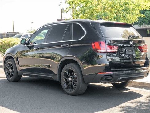 Used 2018 BMW X5 xDrive35i w/ Premium Package AWD/4WD image 3