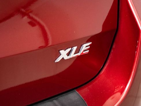 Used 2020 Toyota Sienna XLE FWD image 17