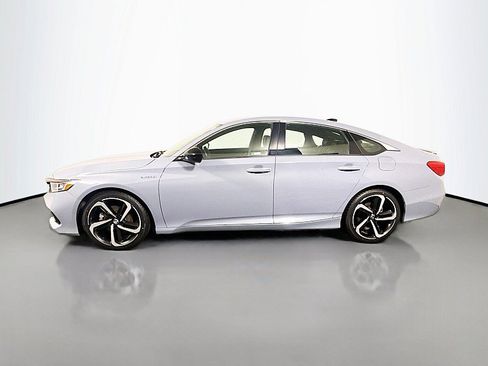 Used 2022 Honda Accord Sport image 4