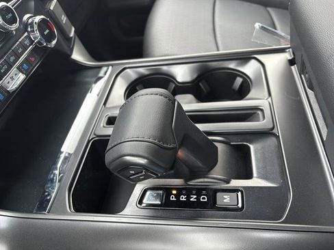 New 2025 Ford F150 Lariat w/ Equipment Group 501A Mid image 24