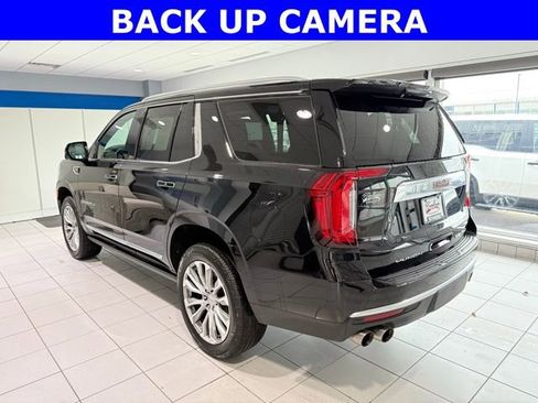Used 2021 GMC Yukon Denali w/ Denali Premium Package image 3