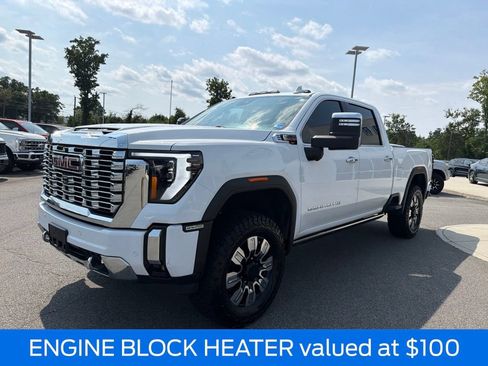 Used 2024 GMC Sierra 2500 Denali w/ Denali Reserve Package AWD/4WD image 8