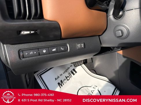 New 2026 Nissan Pathfinder Platinum w/ Accent Package AWD/4WD image 15