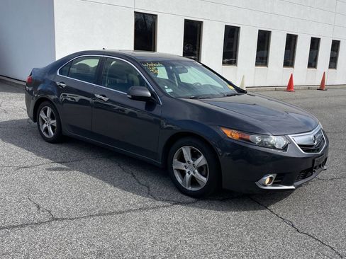 Used 2013 Acura TSX Sedan image 1