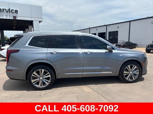 Used 2022 Cadillac XT6 Premium Luxury FWD image 6