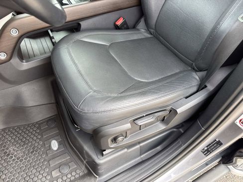 Used 2023 Land Rover Defender 110 S image 20