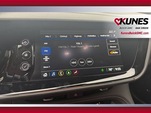 Used 2023 Buick Envision Avenir AWD/4WD image 26