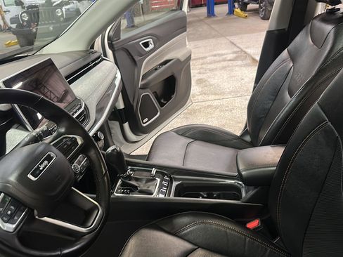 Certified 2022 Jeep Compass Latitude w/ Sun and Sound Group image 25