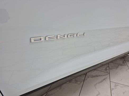 New 2026 GMC Acadia Denali w/ Super Cruise Package image 33