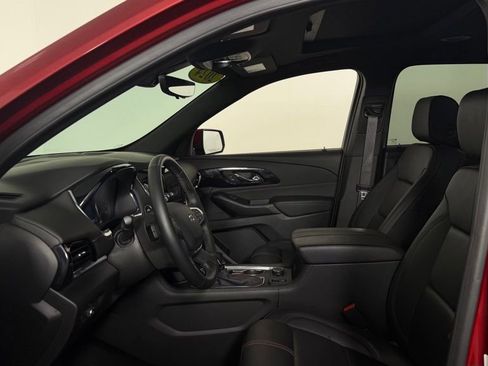 Used 2024 Chevrolet Traverse RS AWD/4WD image 15