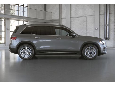 Certified 2023 Mercedes-Benz GLB 250 4MATIC image 40