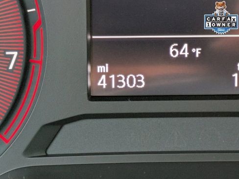 Used 2019 Volkswagen Jetta R-Line image 18