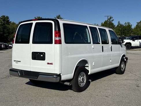 New 2025 GMC Savana 2500 w/ Driver Convenience Package RWD image 10