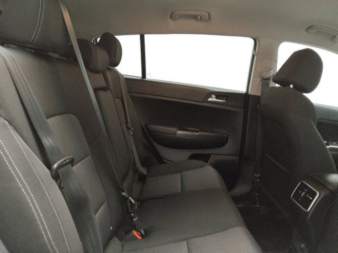 Used 2021 Kia Sportage LX FWD image 19