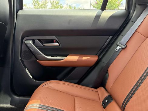 Certified 2025 MAZDA CX-50 AWD 2.5 Turbo w/ Premium Pkg image 22
