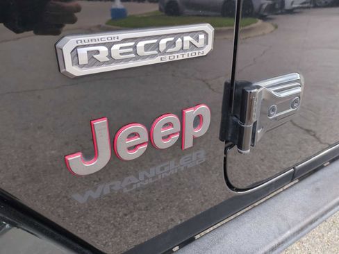 Used 2020 Jeep Wrangler Unlimited Rubicon w/ Quick Order Package 28Y Recon AWD/4WD image 31