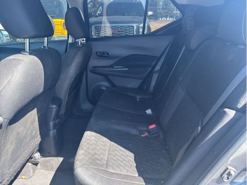 Used 2021 Nissan Kicks S image 5