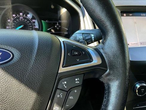 Used 2019 Ford Edge SEL w/ Equipment Group 201A AWD/4WD image 12