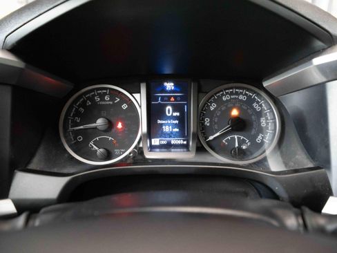 Used 2023 Toyota Tacoma SR5 AWD/4WD image 16