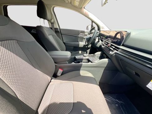 New 2026 Kia Sportage LX FWD image 27